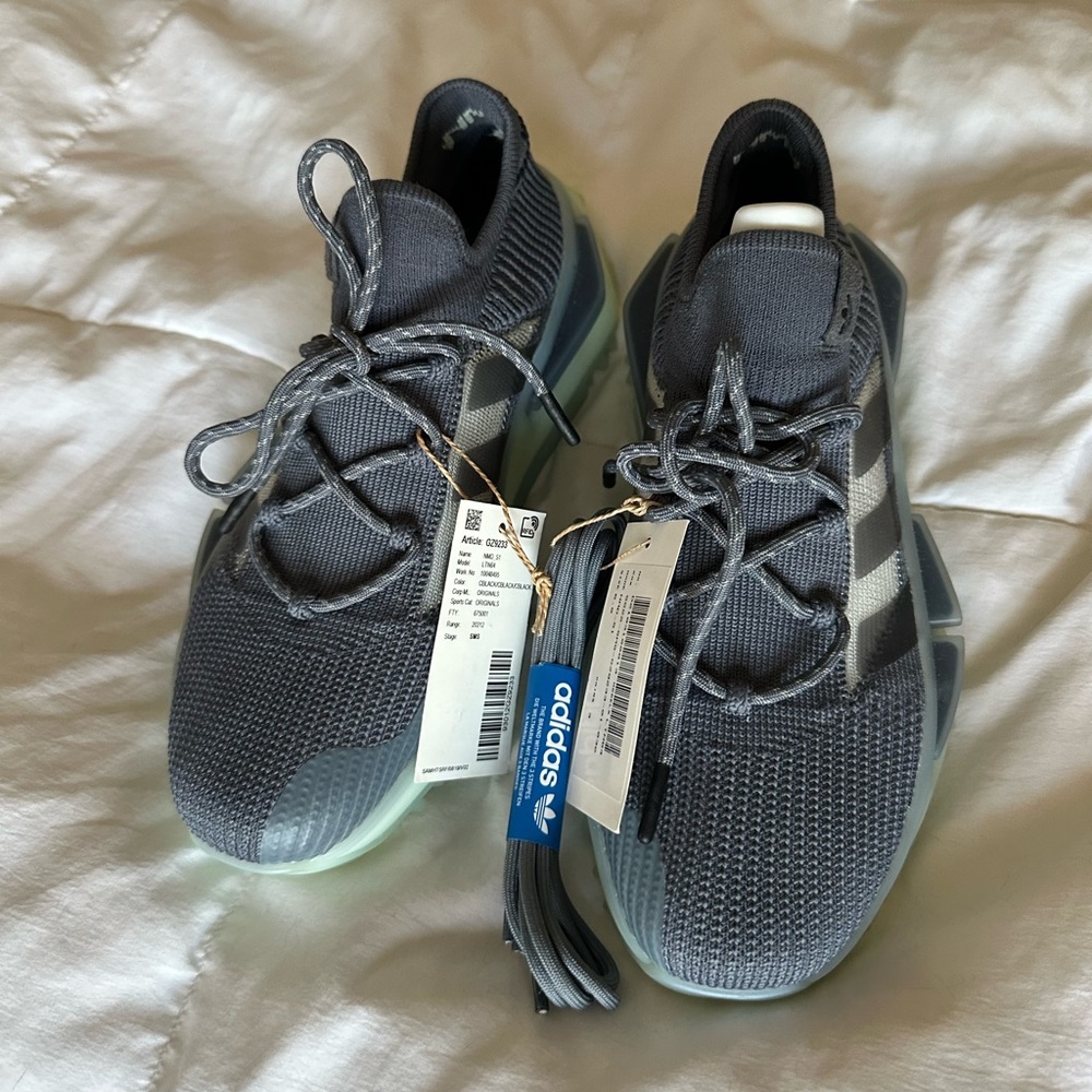 NWT Pharrell Adidas Originals NMD ‘Ice Mint Onyx’ Grey/Green/Glow colorway